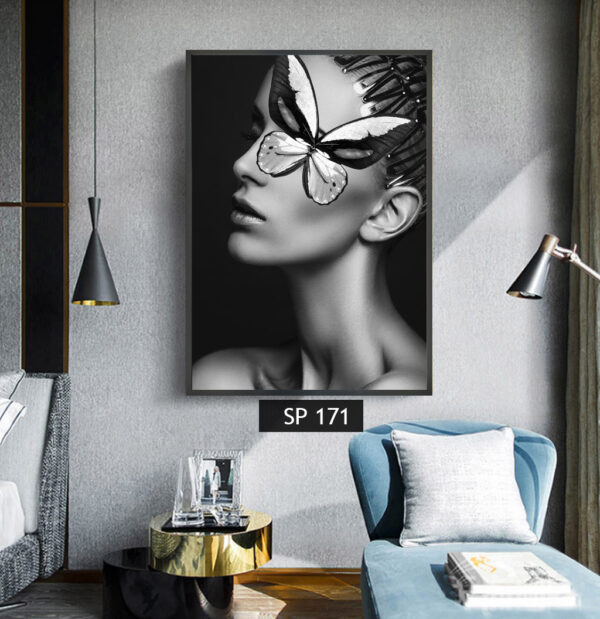 תמונת קנבס אישה עם פרפר על העין בשחור לבן SP 171