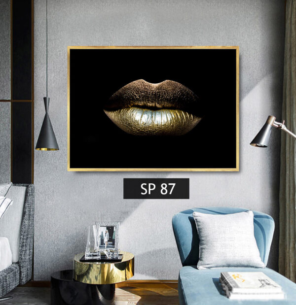 תמונת קנבס של שפתיים מזהב על רקע שחור SP 87