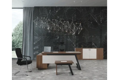 שולחנות משרדיים