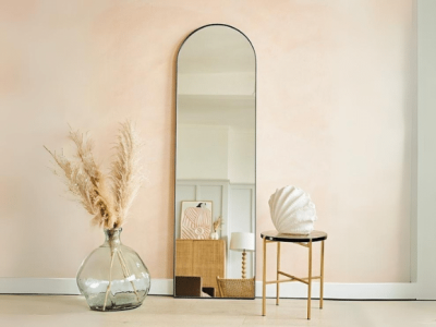 מראה חצי מעוגלת - שחור