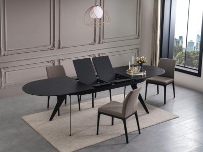 שולחן אוכל וגאס אלון שחור